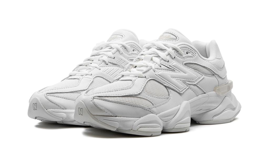 New Balance 9060 Triple Blanco
