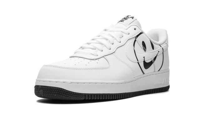 Nike Air Force 1 – Hab einen Nike-Tag