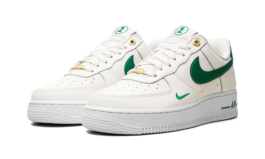 Nike Air Force 1 Low '07 LV8 40.º aniversario, color vela machete