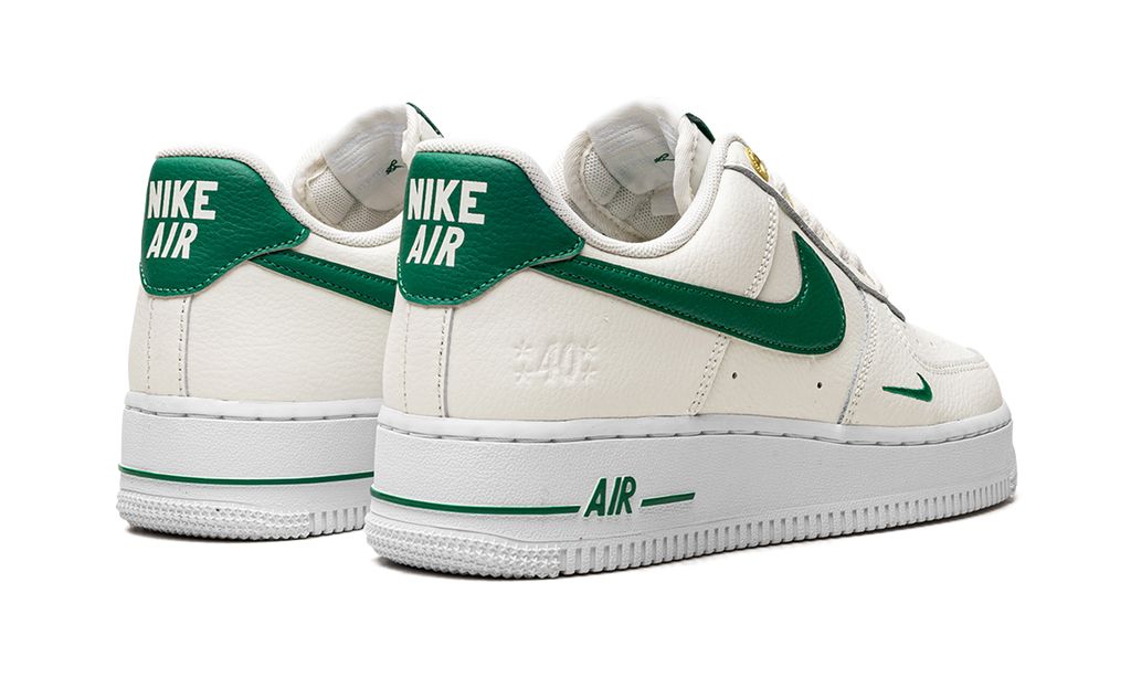 Nike Air Force 1 Low '07 LV8 40.º aniversario, color vela machete