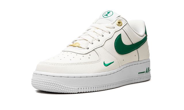 Nike Air Force 1 Low '07 LV8 40.º aniversario, color vela machete