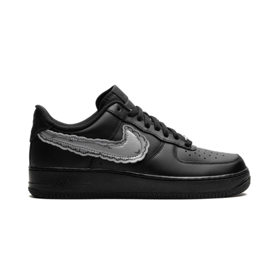 Nike Air Force 1 Low "KAWS x Sky High Farms - Negro"