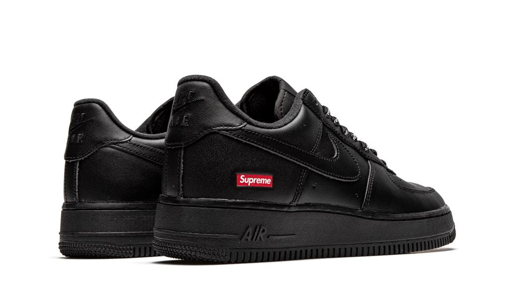 Nike Air Force 1 Low Supreme Negro