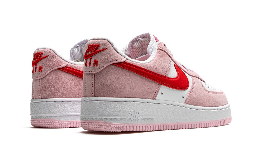 Carta de amor de San Valentín de las Nike Air Force 1 Low
