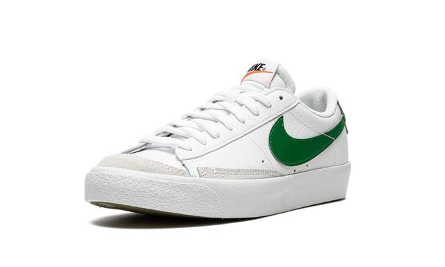 Nike Blazer Low 77 Kieferngrün