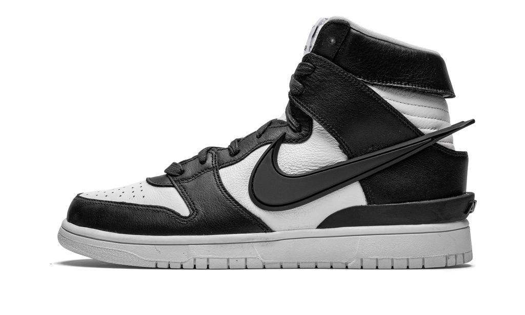 Nike Dunk High Ambush Schwarz Weiß