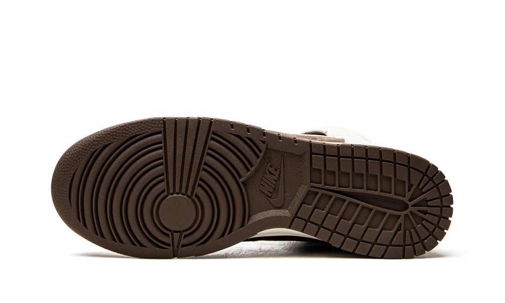 Nike Dunk High Helle Schokolade