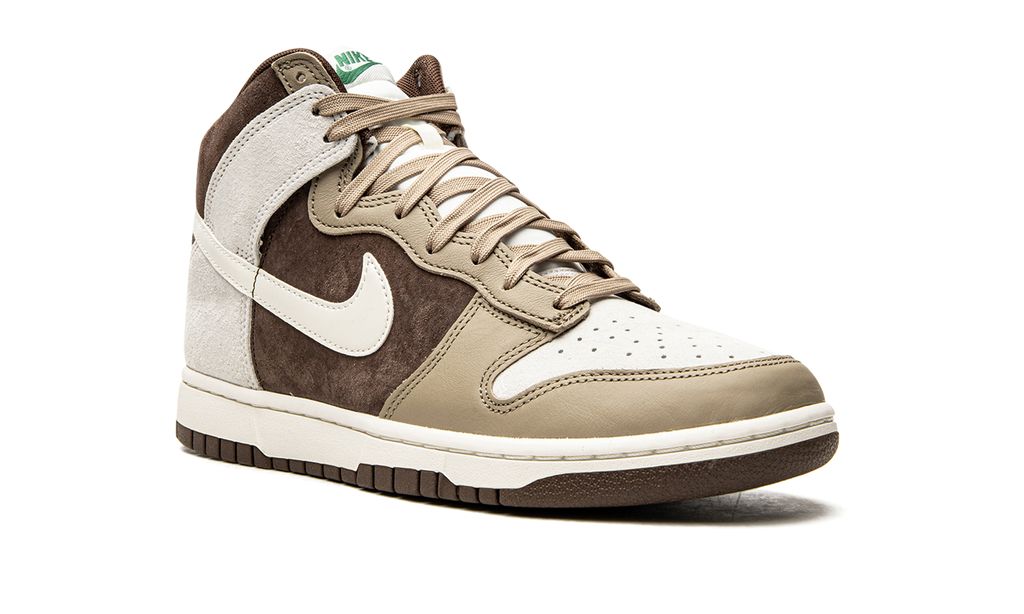Nike Dunk High Helle Schokolade