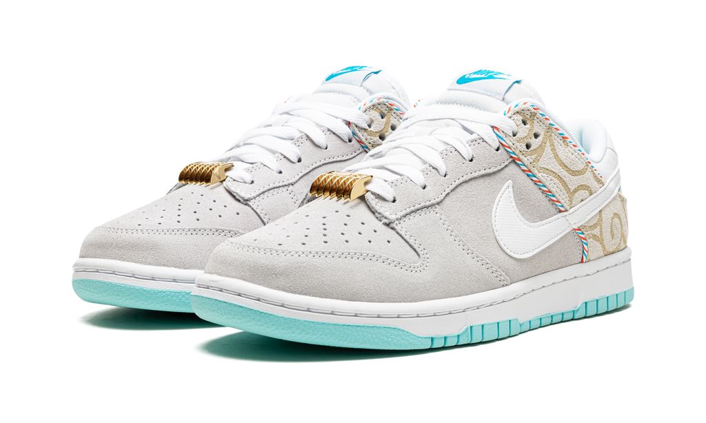 Nike Dunk Low Barber Shop Grau