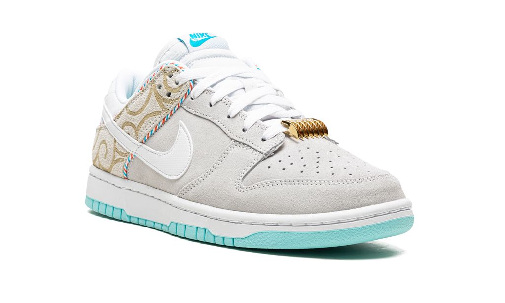 Nike Dunk Low Barber Shop Grau