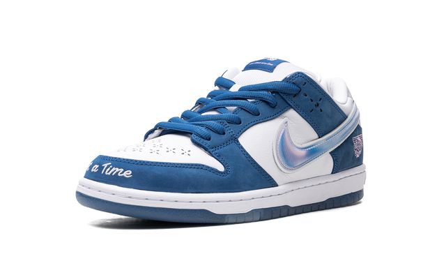 Nike Dunk Low Born x Raised