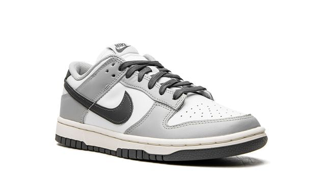 Nike Dunk Low Light Smoke Grey