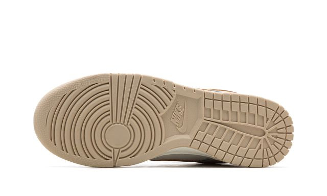 Nike Dunk Low Phantom Oro Metálico