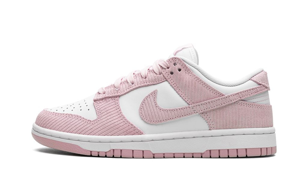 Nike Dunk Low de pana rosa