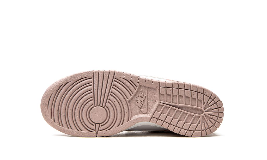 Nike Dunk Low de terciopelo rosa