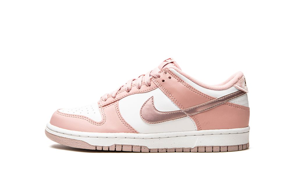 Nike Dunk Low de terciopelo rosa