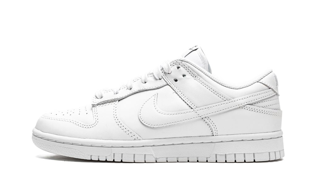Nike Dunk Low Triple Blanco
