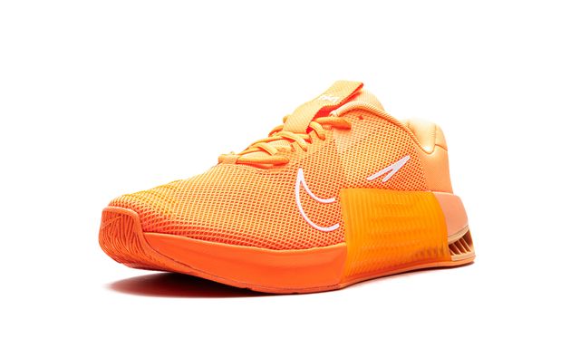 Nike Metcon 9 AMP Naranja Atómico