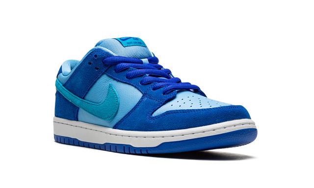 Nike SB Dunk Low Blaue Himbeere