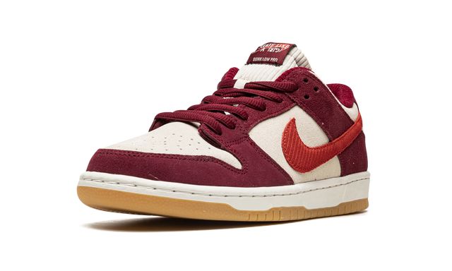 Nike SB Dunk Low patina como una chica
