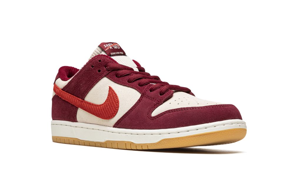 Nike SB Dunk Low patina como una chica