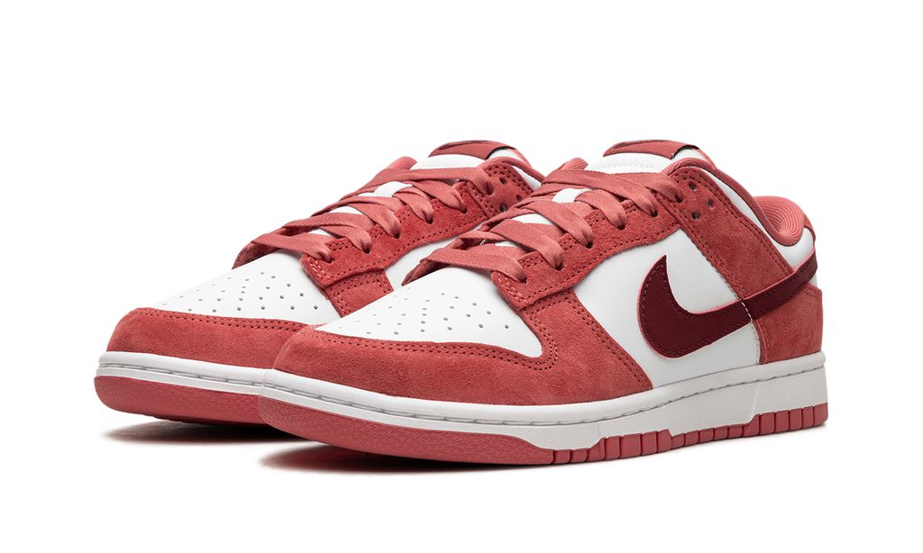 Nike SB Dunk Low Día de San Valentín (2024)