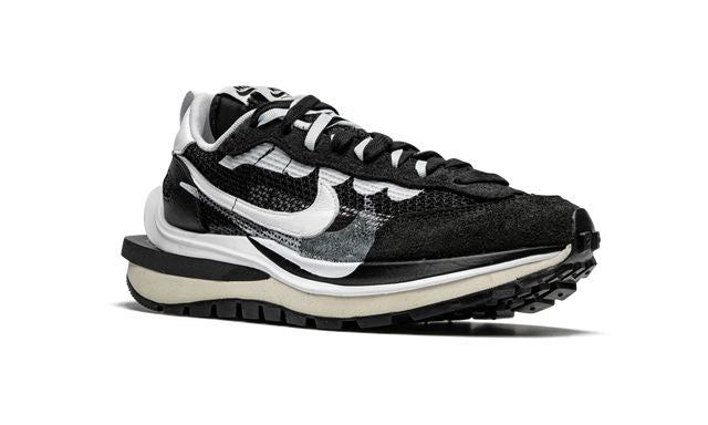 Nike Vaporwaffle Sacai Schwarz Weiß