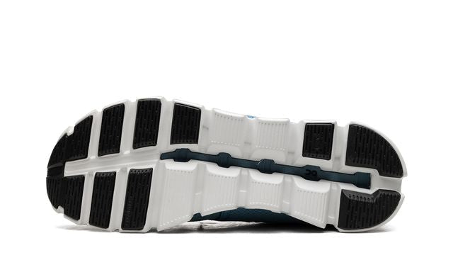 On Running Cloud 5 Niagara Azul Negro