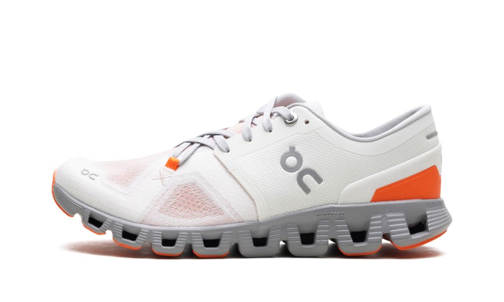 En Running Cloud X 3 Aleación Marfil