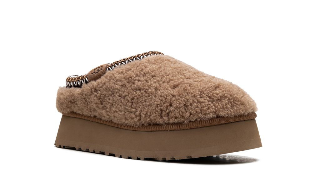 UGG Tazz Maxi Curly "Castaño"