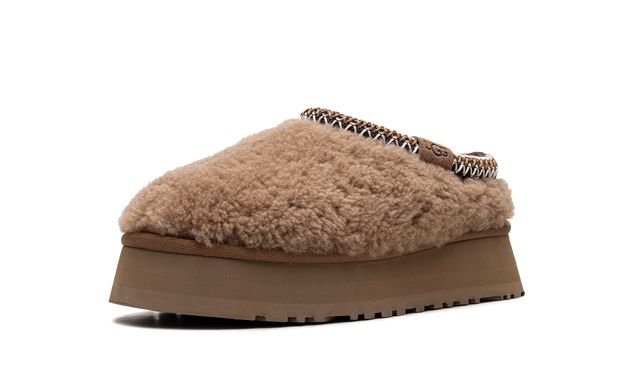UGG Tazz Maxi Curly "Castaño"