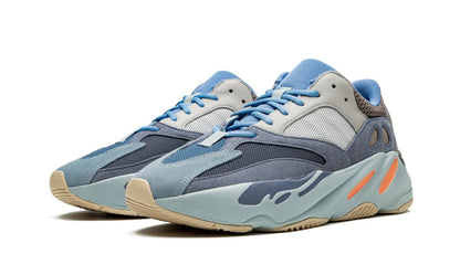 Adidas Yeezy Boost 700 Carbon Blau 