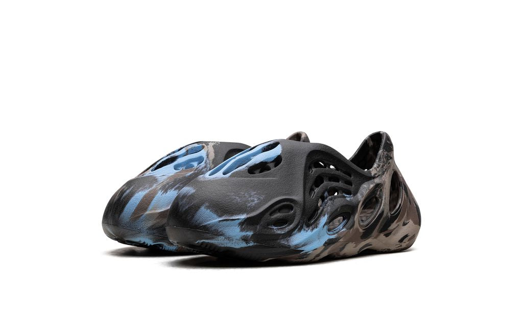 Adidas Yeezy Foam RNR MX Cinder 
