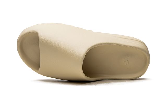 Adidas Yeezy Slide Bone 