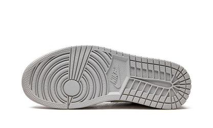 Air Jordan 1 Low Inside Out Crema Blanco Gris Claro 