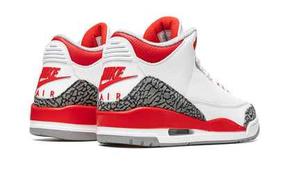 Air Jordan 3 Feuerrot