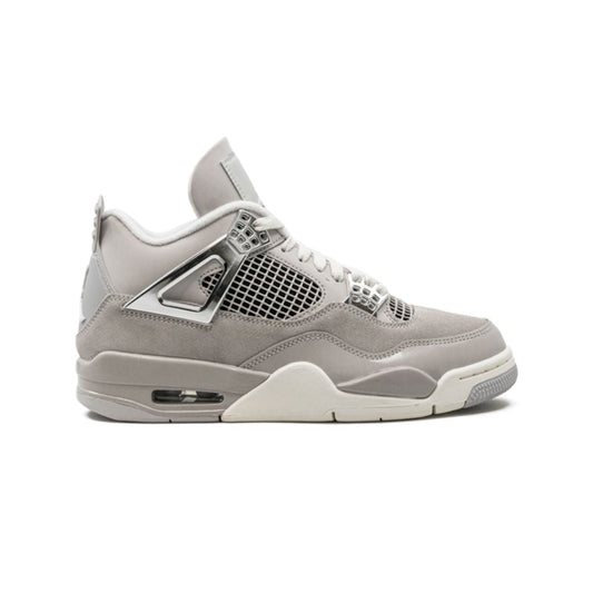 Air Jordan 4 Frozen Moments 