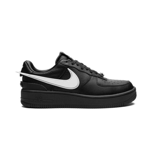 Ambush x Nike Air Force 1 Low Schwarz