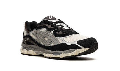 ASICS Gel-NYC Elfenbein/Tongrau 