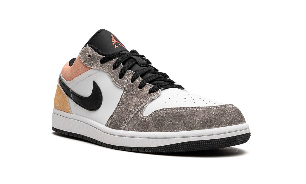Jordan 1 Low SE Flight Club 