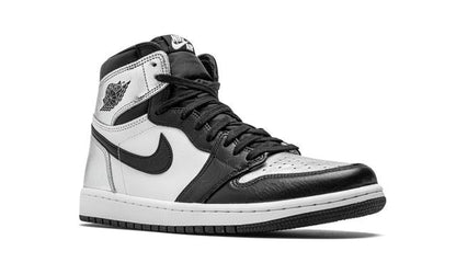 Jordan 1 Retro High Silberzehe