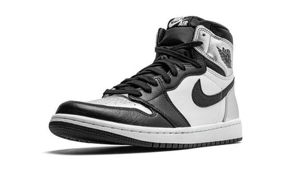 Jordan 1 Retro High Silberzehe