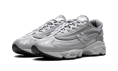 New Balance 1000 Plata Metálico Raincloud