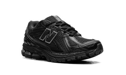 New Balance 1906R "Negro Metálico"