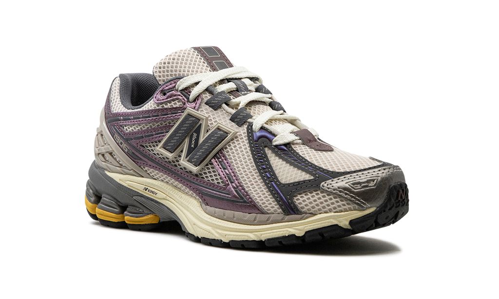 New Balance 1906R "LAKRITZE"
