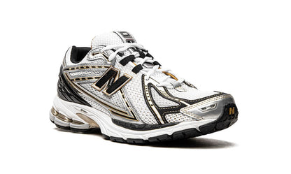 New Balance 1906R "Blanco/Dorado"