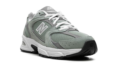 New Balance 530 Juniper Gris Sombra