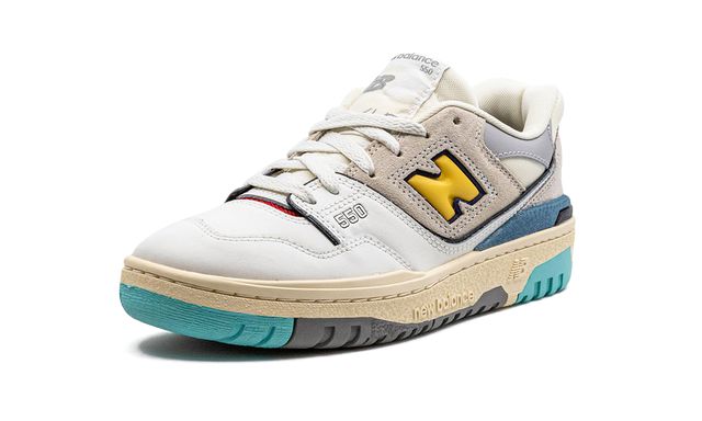 New Balance 550 Amarillo Sal Marina