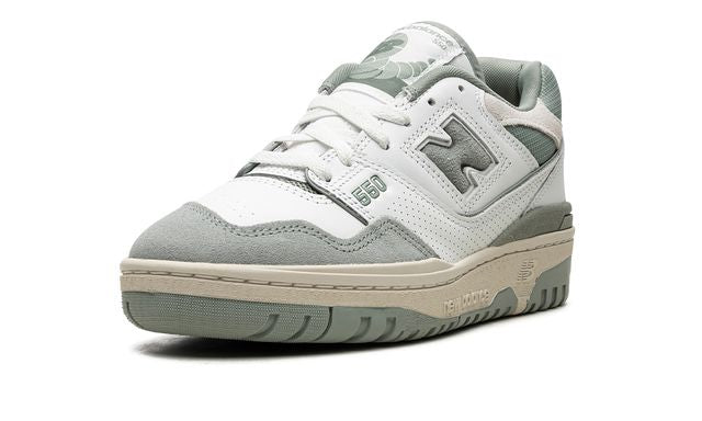 New Balance 550 Seeschaumgrün