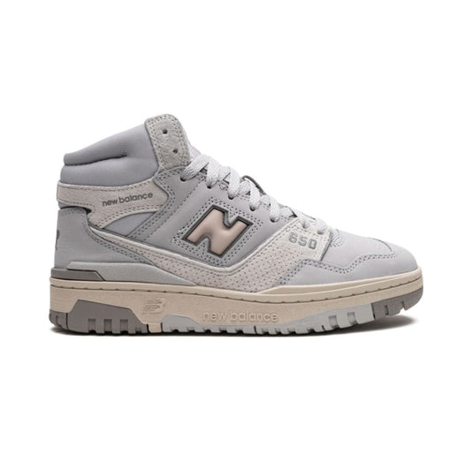 New Balance 650 Light Aluminio
